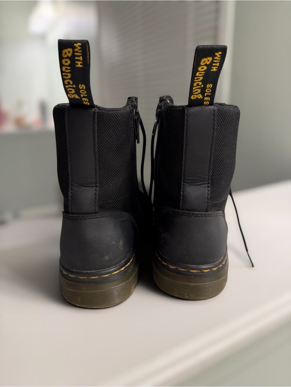 Dr. Martens Combs Y Black Canvas Combat Boots Women’s 6 Men’s 5 Side Zip Lace-Up - Picture 4 of 9